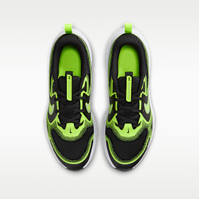 Nike Cosmic Runner Big Kids' Road Running Shoes
