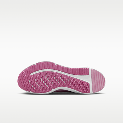 Nike Cosmic Runner Big Kids' Road Running Shoes