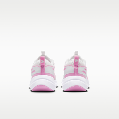 Nike Cosmic Runner Big Kids' Road Running Shoes