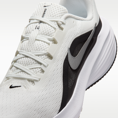 Nike Downshifter 14 Men's Road Running Shoe