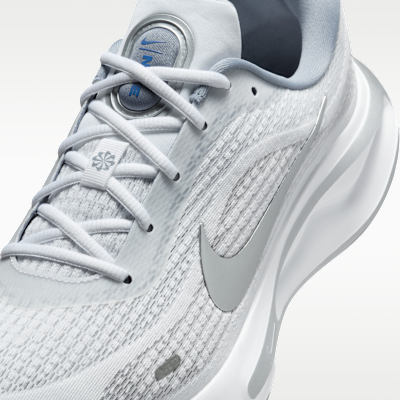 Nike Journey Run Men's Road Running Shoes