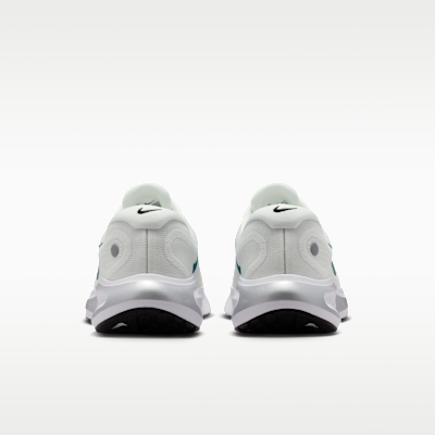 Nike Journey Run Men's Road Running Shoes