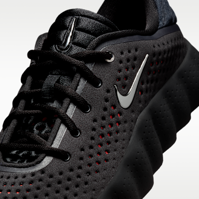 Nike Mind 002 Men's Pregame Shoes