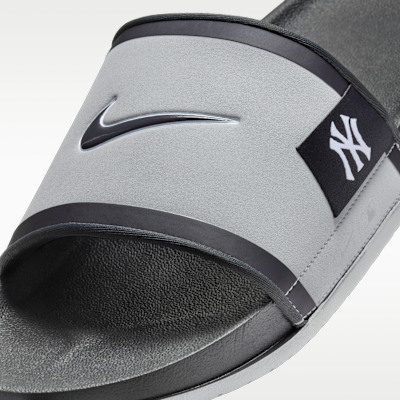 Nike Offcourt (New York Yankees) Offcourt Slides