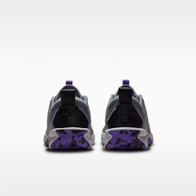 Nike Omni Multi-Court Big Kids' Indoor Court Shoes