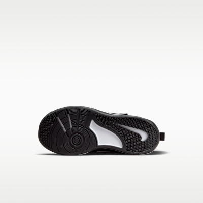 Nike Omni Multi-Court Little Kids' Shoes
