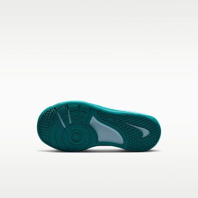 Nike Omni Multi-Court Little Kids' Shoes