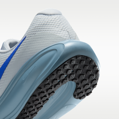 Nike Revolution 8 Men's Road Running Shoes (Wide)