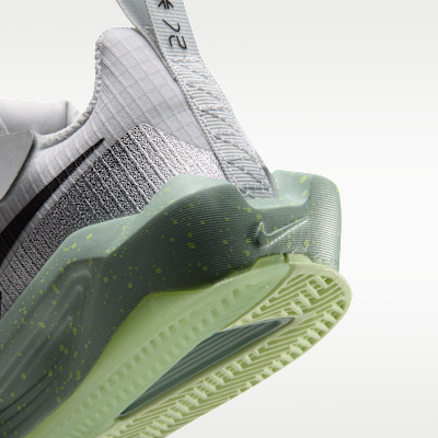 Nike S.T. Dynamite "Alien" Little Kids' Basketball Shoes