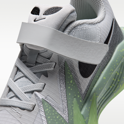 Nike S.T. Dynamite "Alien" Little Kids' Basketball Shoes