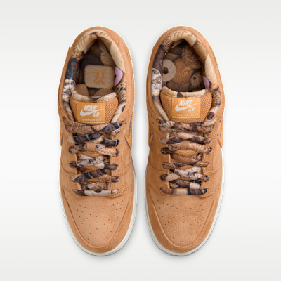 Nike SB Dunk Low Pro Skate Shoes