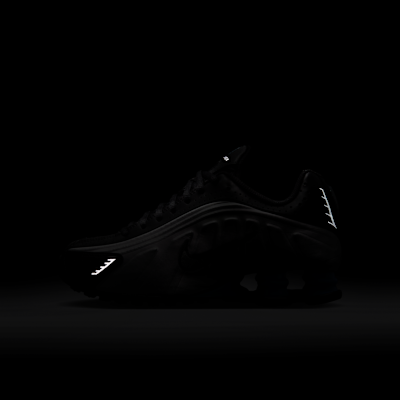 Nike Shox R4 Big Kids' Shoes