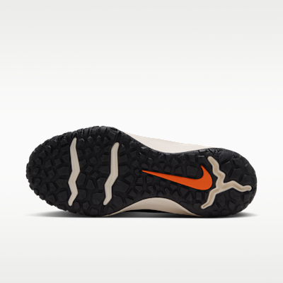 Nike Terrascout Big Kids' Boots with Reflective Accents