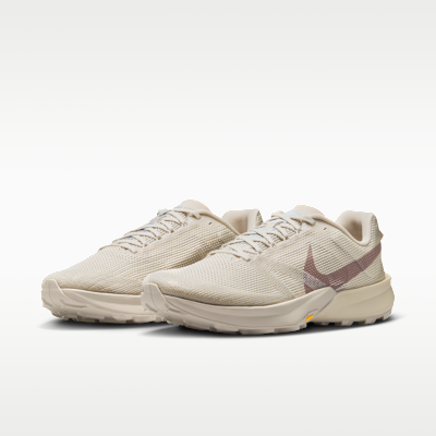 Nike Kiger 10 Trail Running Shoes