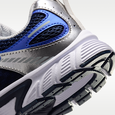 Nike V5 RNR Little Kids' Shoes (Classic laces)
