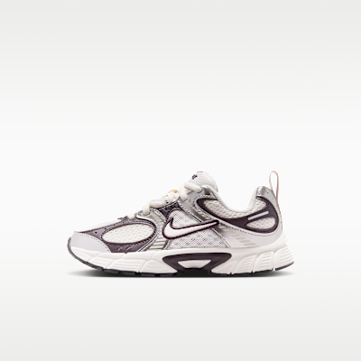 Nike V5 RNR Little Kids' Shoes (Classic laces)