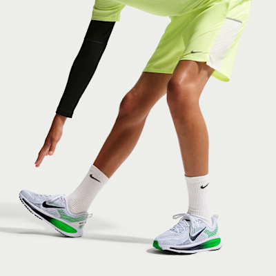 Nike Vomero 18 Big Kids' Road Running Shoes
