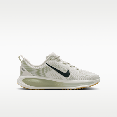 Nike Vomero 18 Big Kids' Road Running Shoes