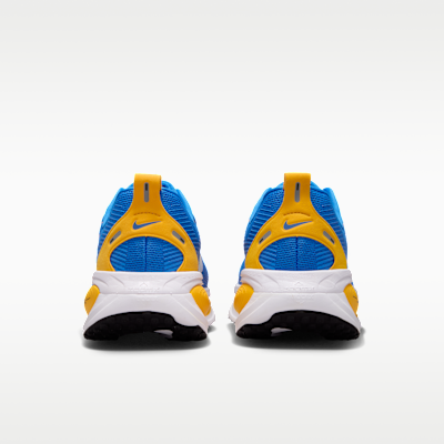 Nike Vomero 18 (Los Angeles Chargers) Men's NFL Road Running Shoes