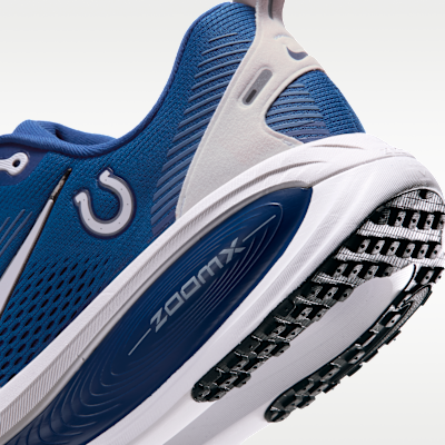 Nike Vomero 18 (Indianapolis Colts) Men's NFL Road Running Shoes