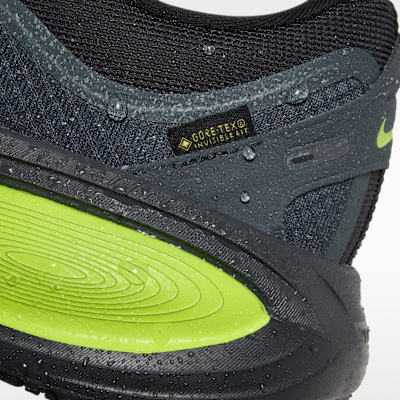 Nike Vomero 18 GORE-TEX Men's Waterproof Road Running Shoes with Reflective Accents