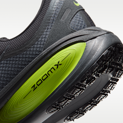 Nike Vomero 18 GORE-TEX Men's Waterproof Road Running Shoes with Reflective Accents