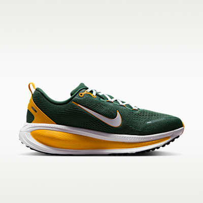 Nike Vomero 18 (Green Bay Packers) Men's NFL Road Running Shoes