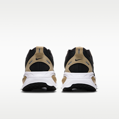 Nike Vomero 18 (New Orleans Saints) Men's NFL Road Running Shoes