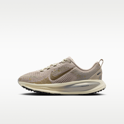 Nike Vomero 18 Big Kids' Road Running Shoes