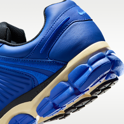Nike Zoom Vomero 5 Men's Shoes