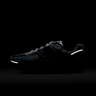 Nike Zoom Vomero 5 SE SP Men's Shoes