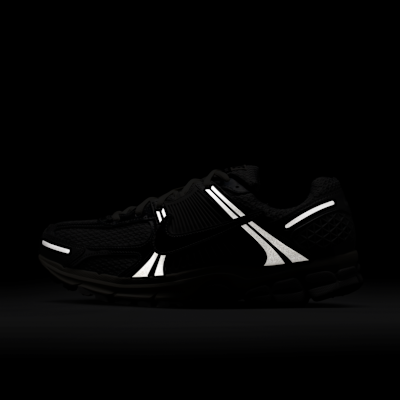 Nike Zoom Vomero 5 Men's Shoes