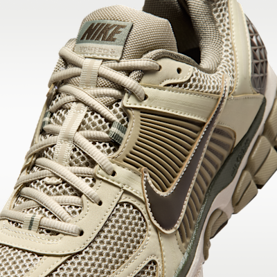 Nike Zoom Vomero 5 Men's Shoes