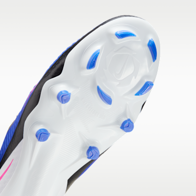 Nike Phantom 6 Low Academy Multi-Ground Soccer Cleats