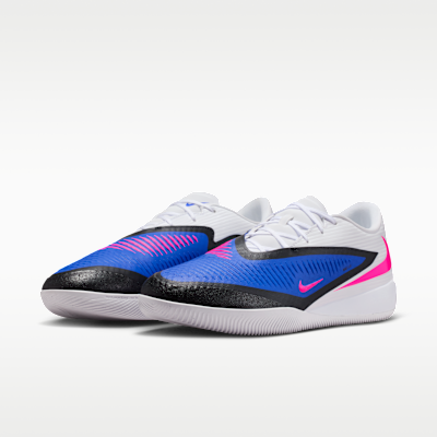 Nike Phantom 6 Low Academy Indoor/Court Soccer Shoes