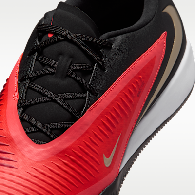 Nike Phantom 6 Low Academy Indoor/Court Soccer Shoes