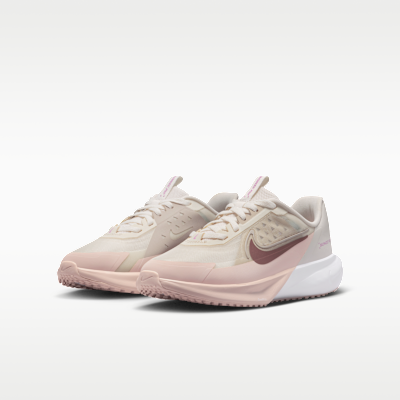 Nike Sonic Fly Big Kids' Running Shoes
