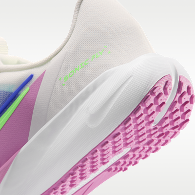 Nike Sonic Fly Big Kids' Running Shoes