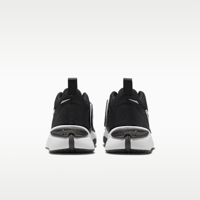 Nike Team Hustle D 11 Big Kids' Basketball Shoes
