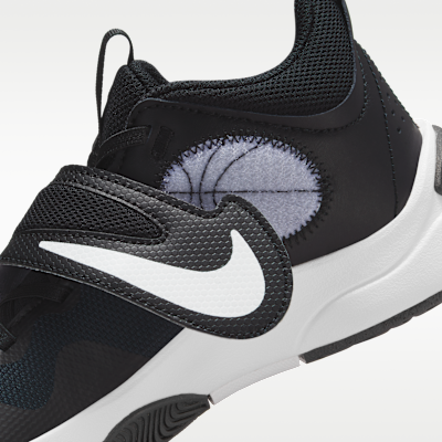 Nike Team Hustle D 11 Big Kids' Basketball Shoes