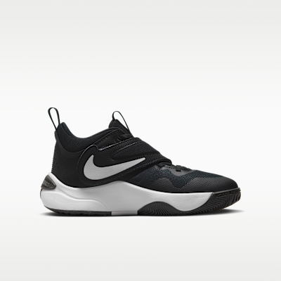 Nike Team Hustle D 11 Big Kids' Basketball Shoes