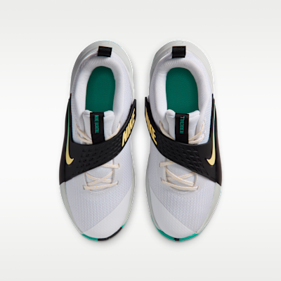 Nike Team Hustle D 12 Big Kids' Basketball Shoes