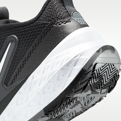 Nike Team Hustle D 12 Little Kids' Shoes