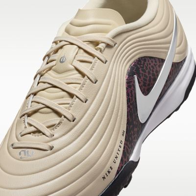 Nike United Tiempo Maestro Academy Turf Low-Top Soccer Shoes