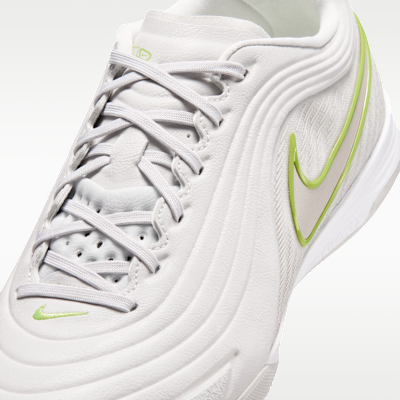Nike Tiempo Reactgato Indoor/Court Low-Top Soccer Shoes