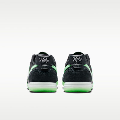 Nike Tiempo Streetgato Indoor/Court Low-Top Soccer Shoes