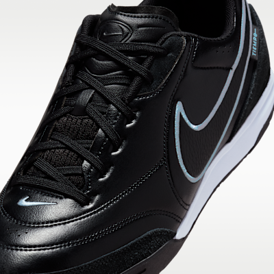 Nike Tiempo Streetgato Indoor/Court Low-Top Soccer Shoes