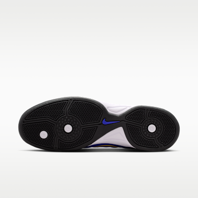 Nike Total 90 Men's Shoes