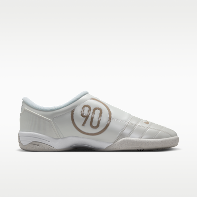 Nike Total 90 Men's Shoes