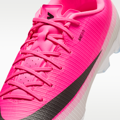 Nike Mercurial Vapor 17 Academy Multi-Ground Low-Top Soccer Cleats